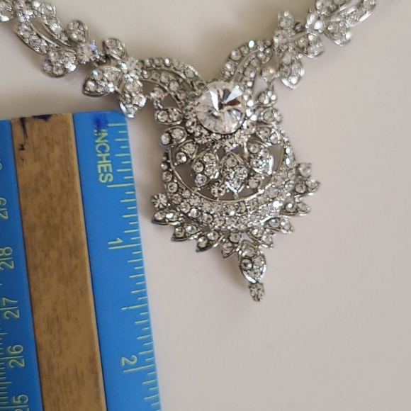 Necklace Set NIB - Picture 4 of 13